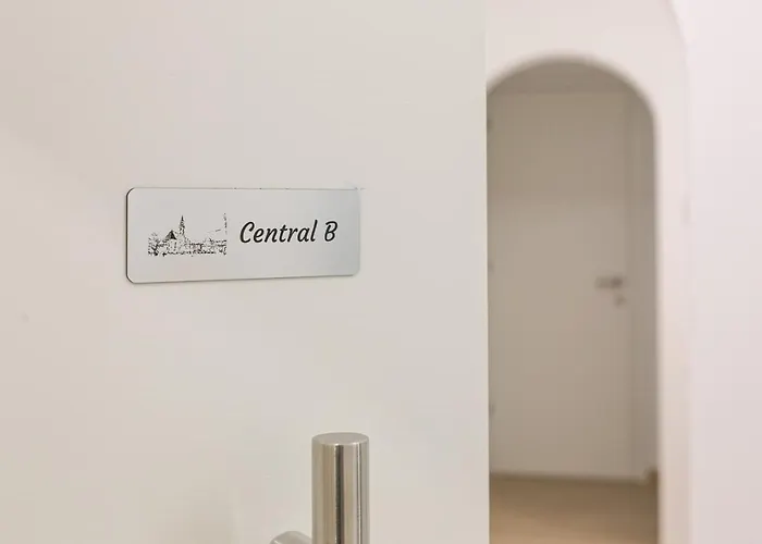 Апартаменты Apartment Central